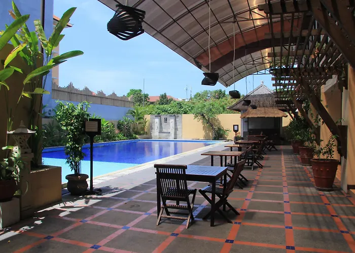 Grand Santhi 3* Denpasar (Bali)