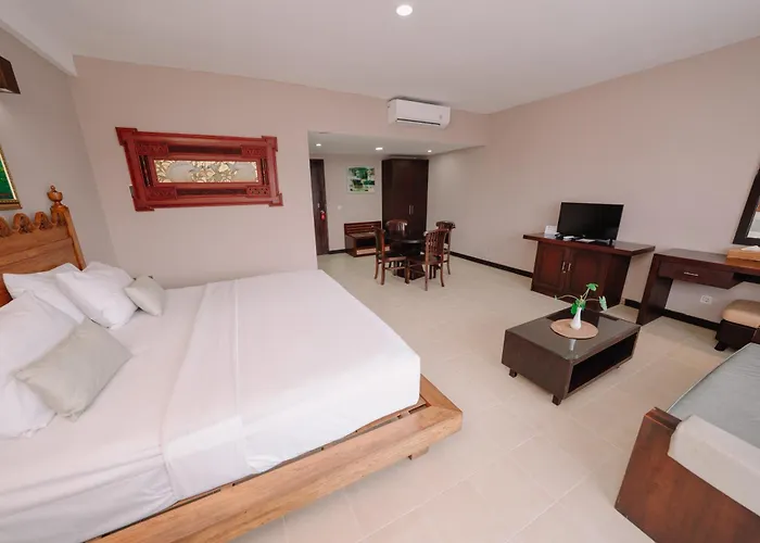 Grand Santhi