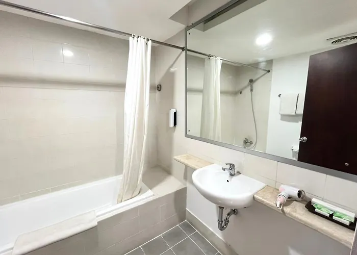 Grand Santhi Hotel 3*
