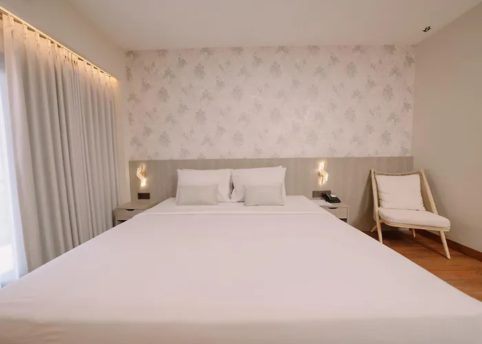 Grand Santhi Hotel