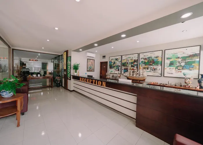 Grand Santhi Hotel 3*
